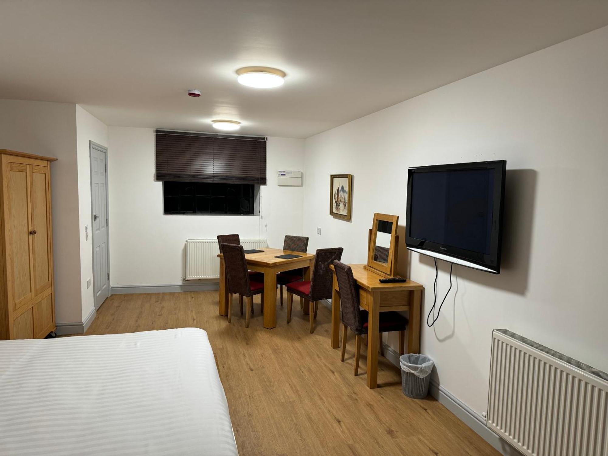 The Radnorshire Arms Hotel Presteigne Extérieur photo